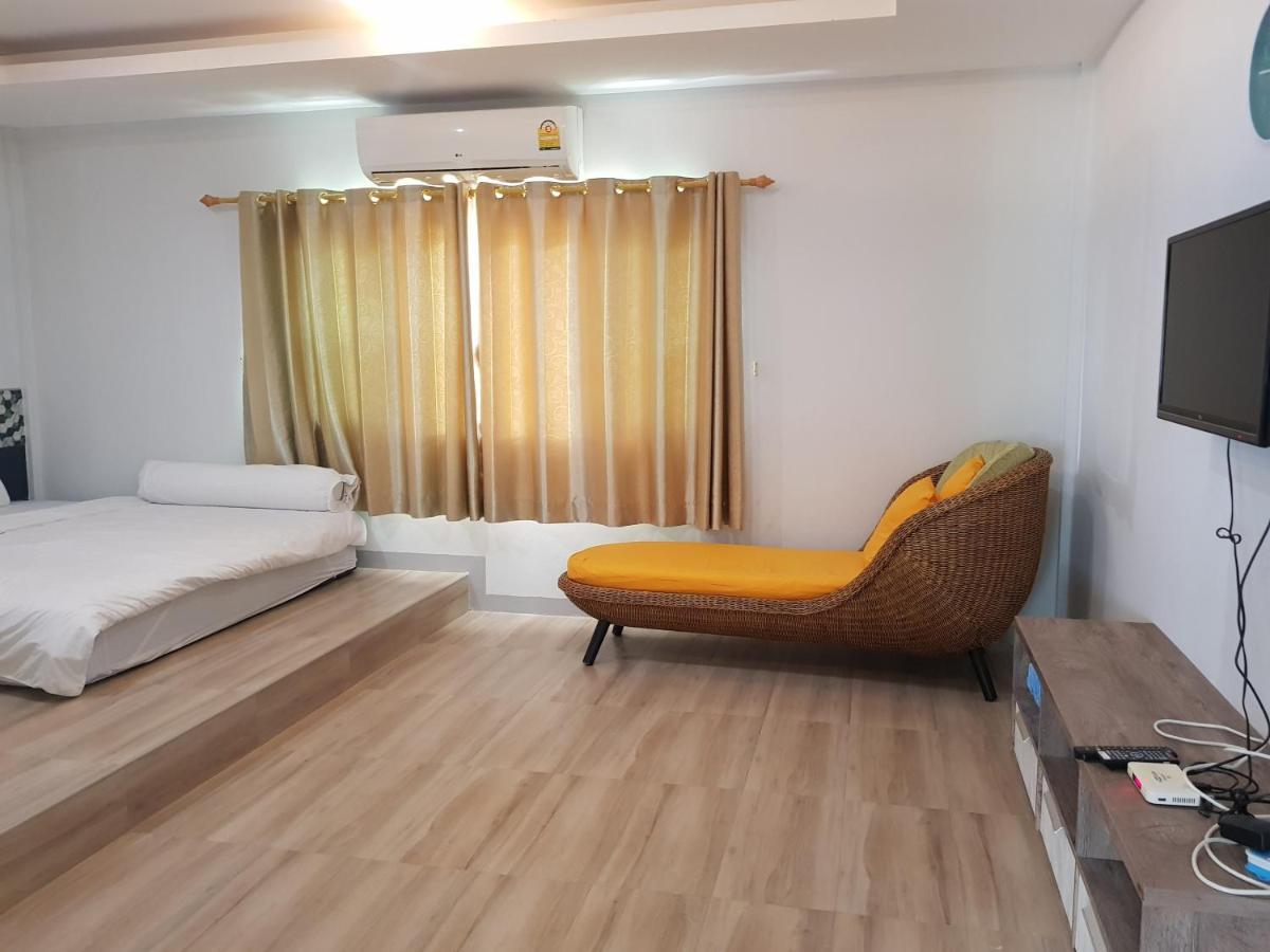 Nadee Resort Удон-Тхани Экстерьер фото