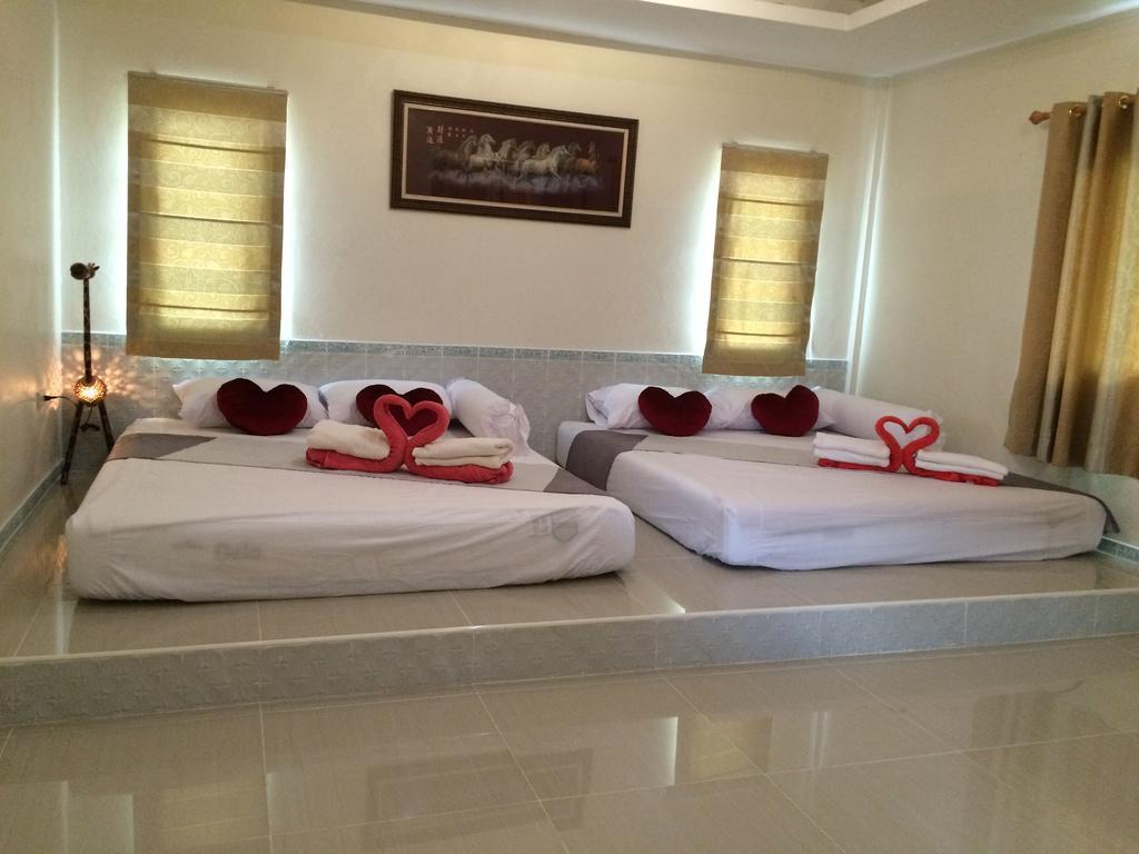 Nadee Resort Удон-Тхани Экстерьер фото